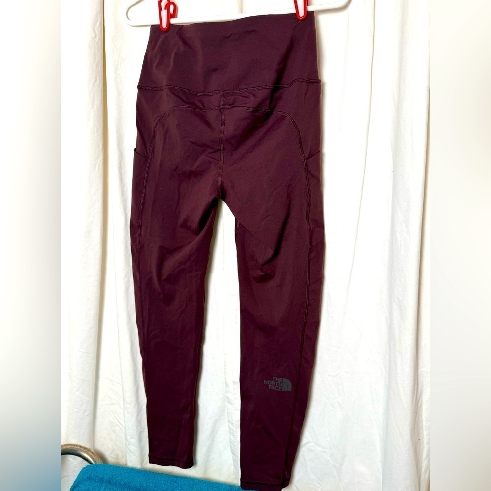 The North Face Women's Sz M High-Rise 7/8 Pocket Tights Purple "Wander"